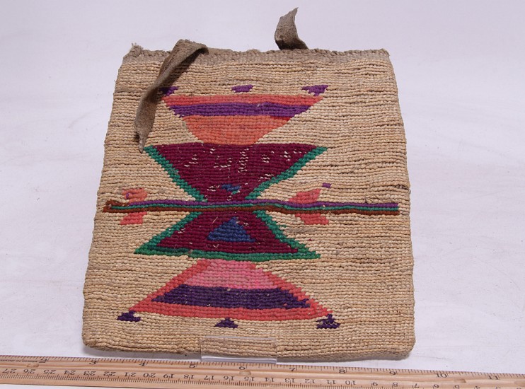 09 - Beadwork, Nez Perce Corn Husk Bag 7" x 7' c.1890s