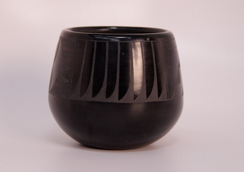 03 - Pueblo Pottery, Santa Clara Pottery: c. 1960s Blackware by Ursilita Naranjo, Matte Paint (4.5" ht x 3.5" d)
c. 1960s, Hand coiled clay pottery