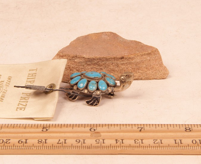 08 - Jewelry-New, Lee & Mary Weebothie Zuni Sterling Silver & Turquoise Tortoise Pin 1 3/4" x 1" with c1970 Ribbon
c1970