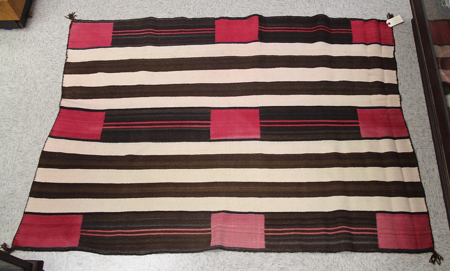 01 - Navajo Textiles, Navajo Second-Phase Variant Chief's Blanket c.1900s 46" x 61"